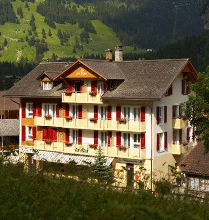 Hotel Des Alpes Kandersteg Buitenkant foto